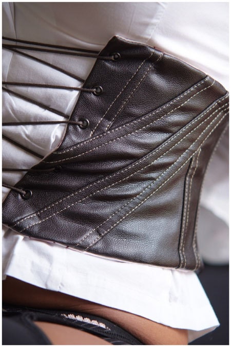 Serre taille louise brown